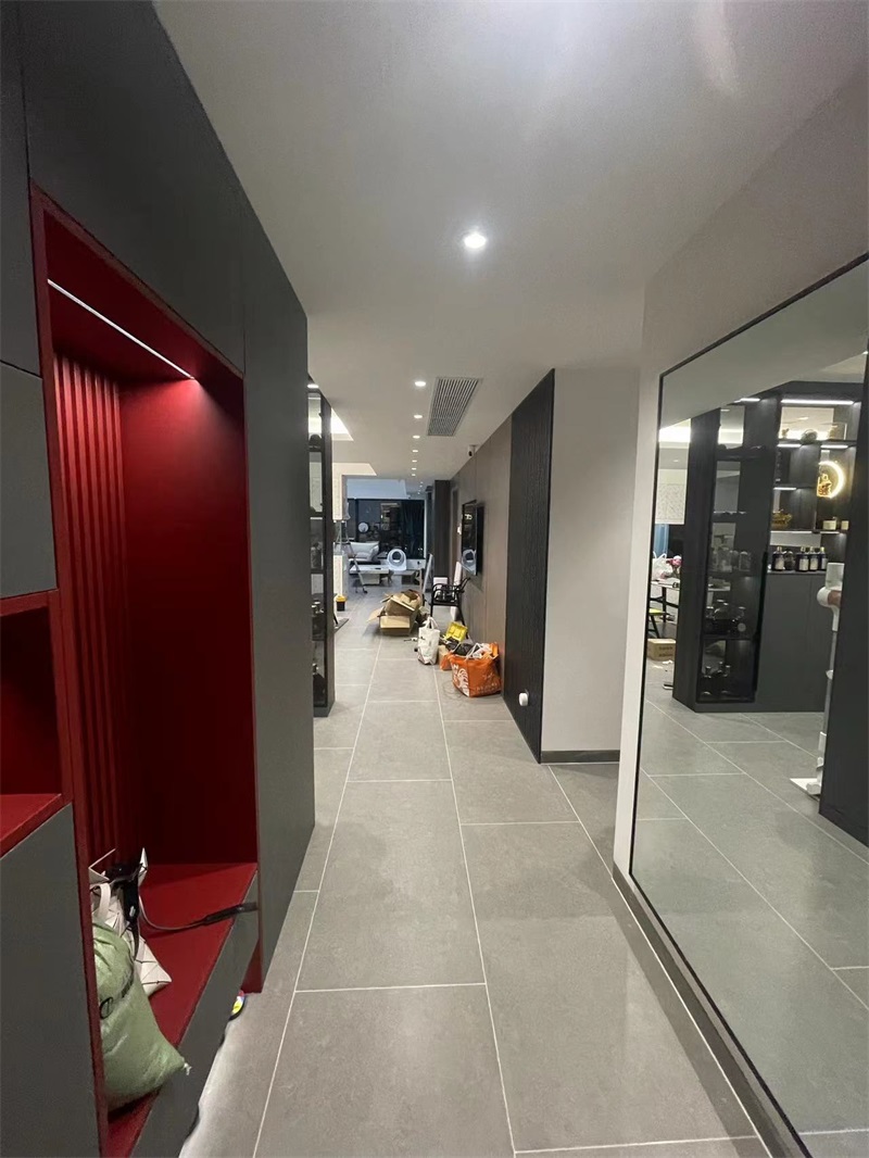 珠海澳门香港汽修店装修工程施工现场