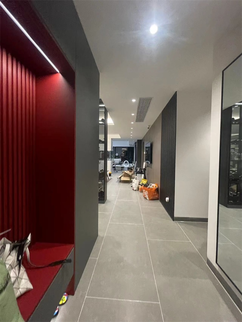 珠海澳门香港汽修店装修工程施工现场