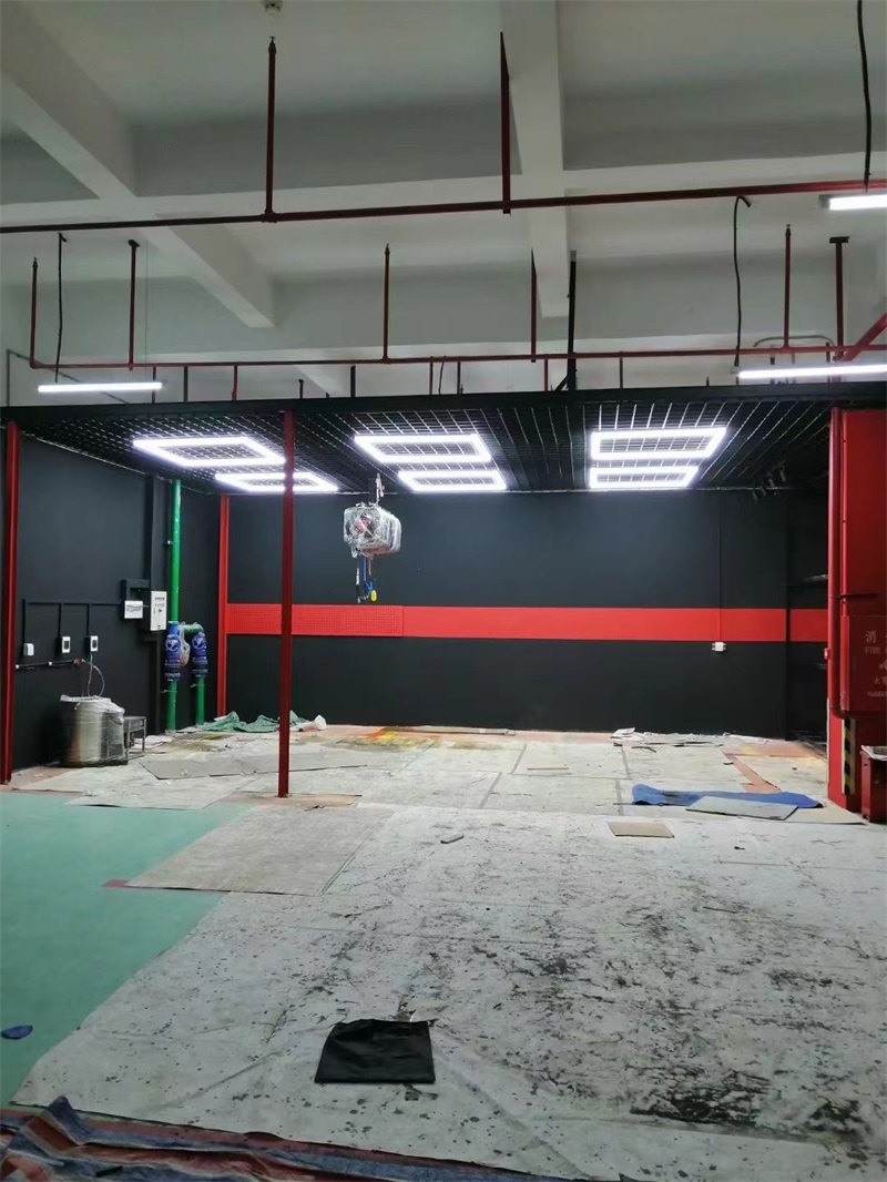 汽修店洗车行装修工程施工现场